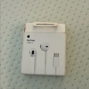 Apple EarPods USB-C in White